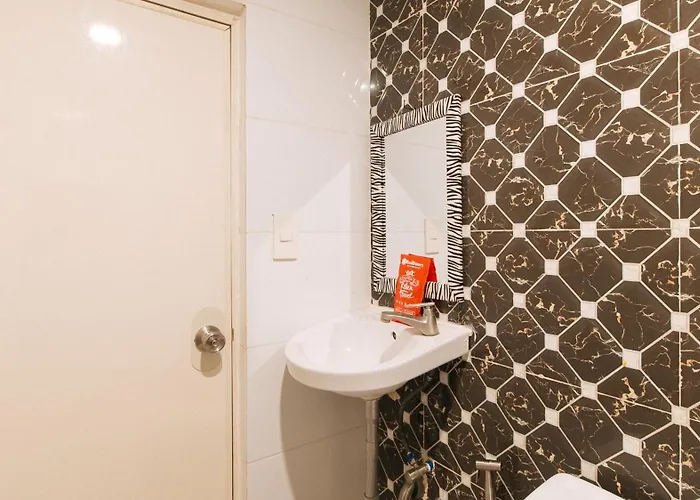 Reddoorz @ Piy Margal Sampaloc Hotel 2*