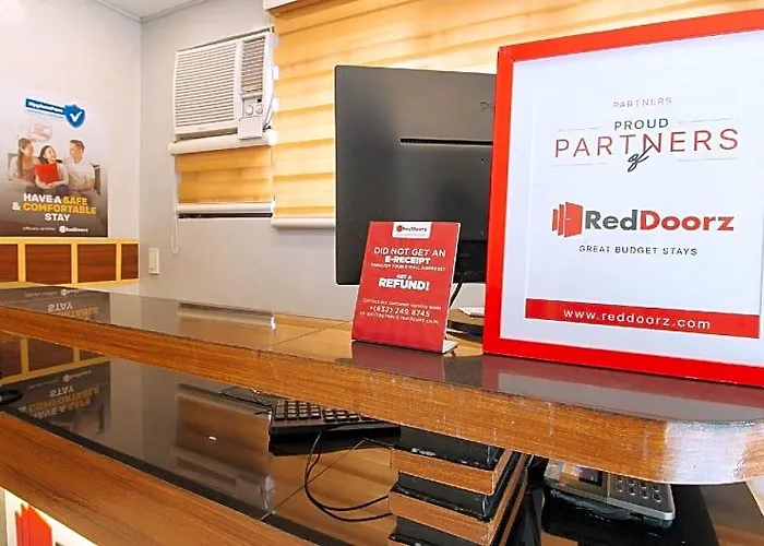 Reddoorz @ Piy Margal Sampaloc Hotel 2*